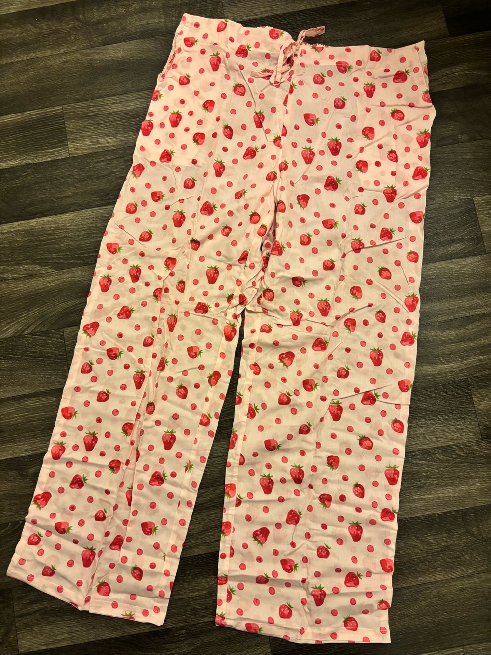 Women's Pink Strawberry-Print Pajama Pants